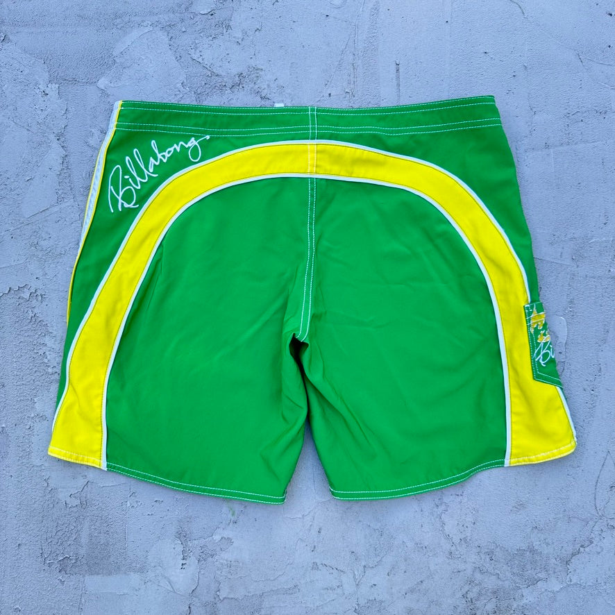 Y2K Billabong Women's Green Swim Shorts - 9