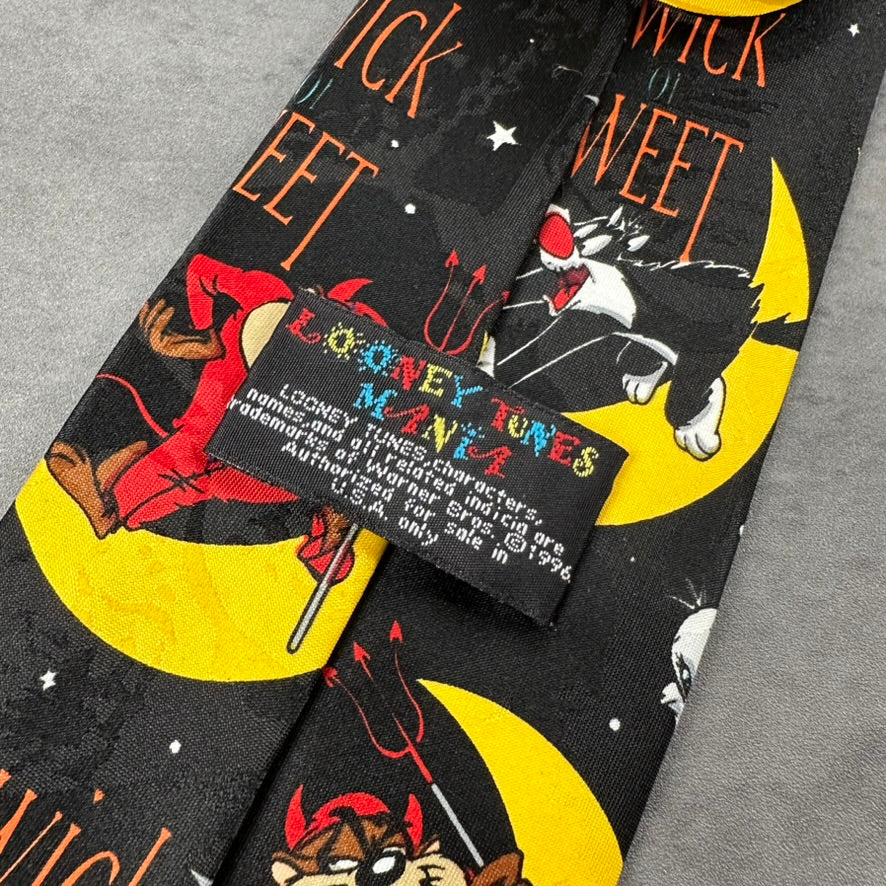 Vintage Looney Tunes Halloween Tie