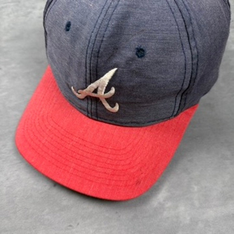 Vintage MLB Atlanta Braves Red Blue Distressed Hat