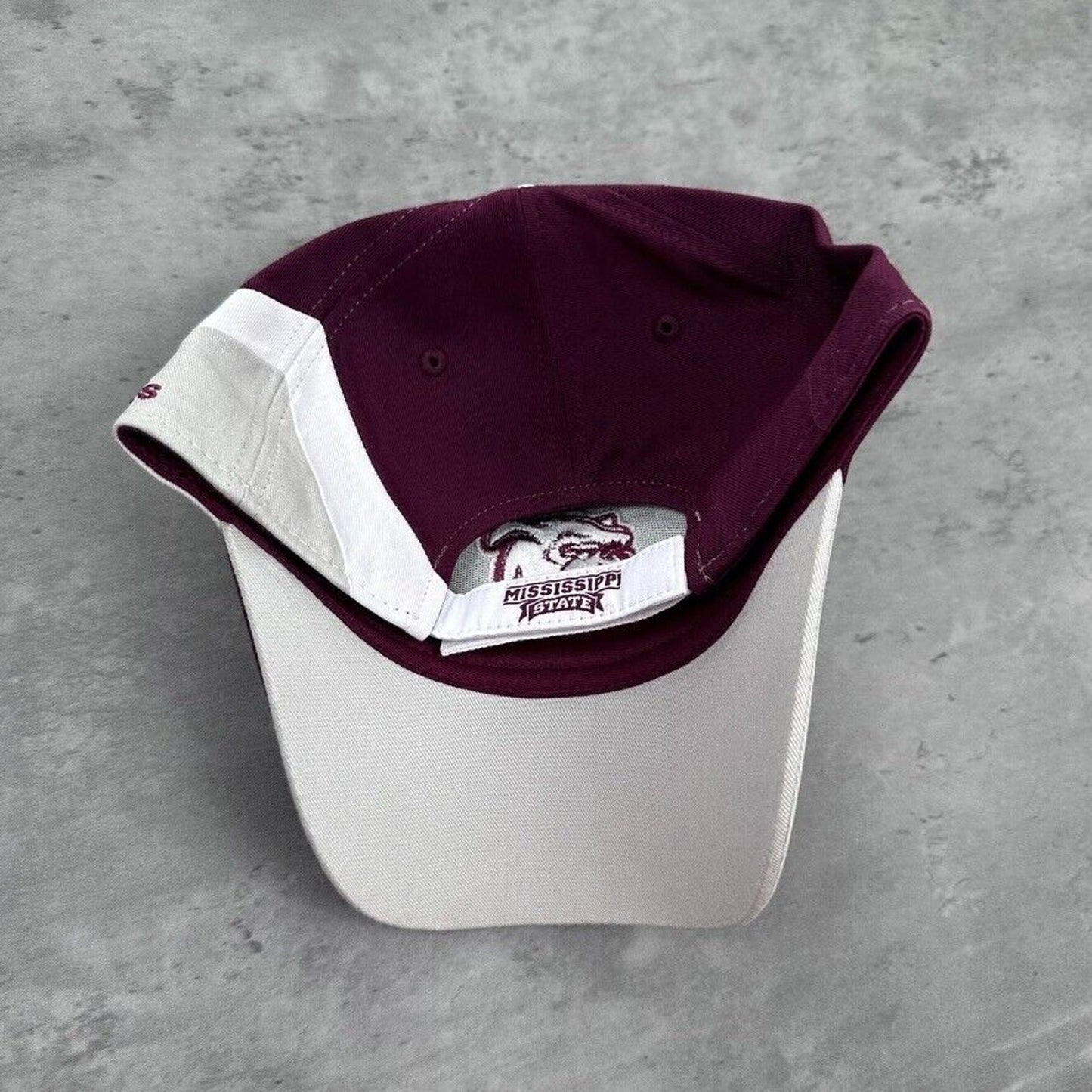 Vintage Adidas Mississippi State University Bulldogs Maroon Gray Hat